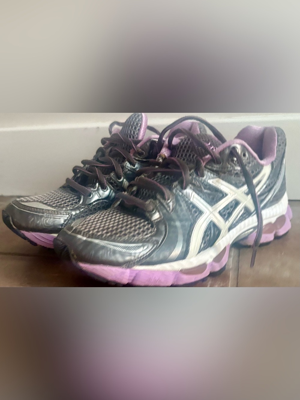 Women’s Asics Gel-Nimbus 13 Running Shoes, size 7.5
